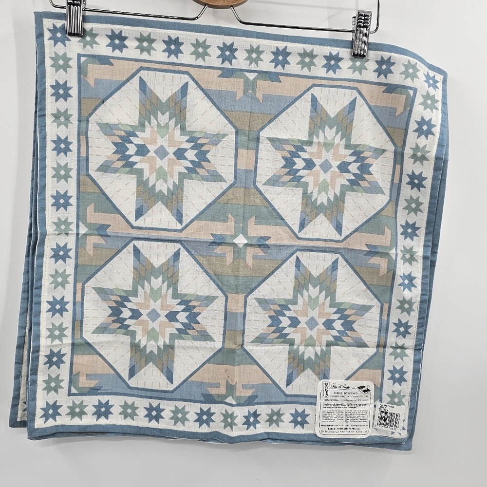 Quilt 4 Piece Napkin Set NWT